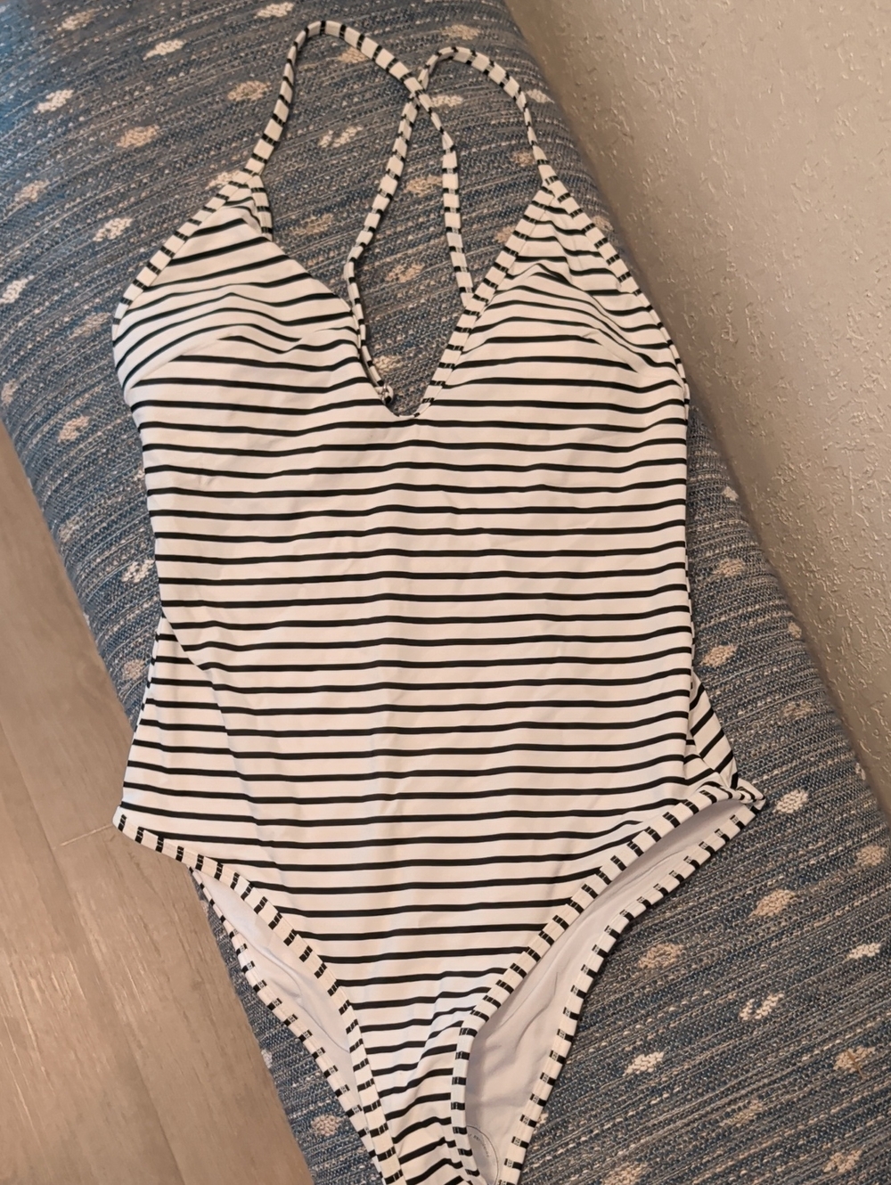 Cupshe Black & White Striped One-Piece Swimsuit